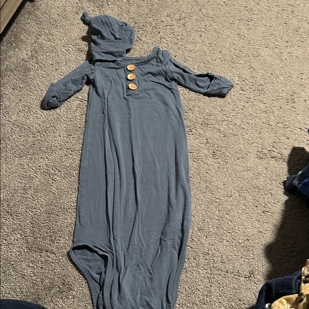 Caden Lane- Blue Baby Gown with Hood and Buttons 0-3 months (7-14lbs)
